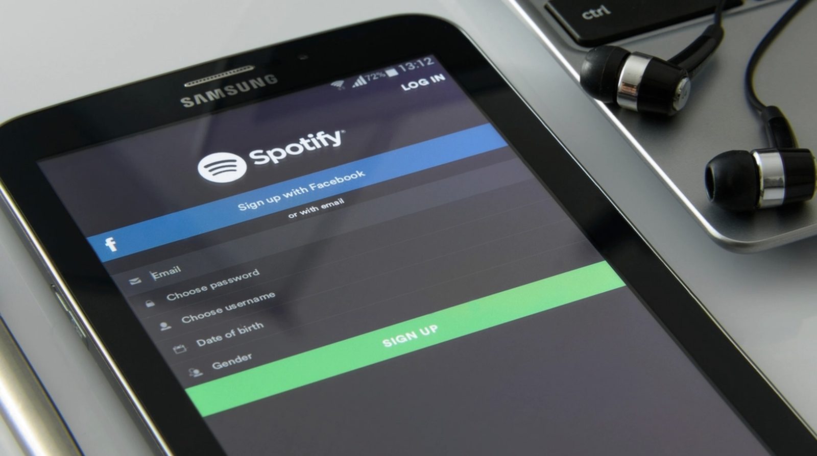 Ứng dụng Spotify hiển thị trên điện thoại
