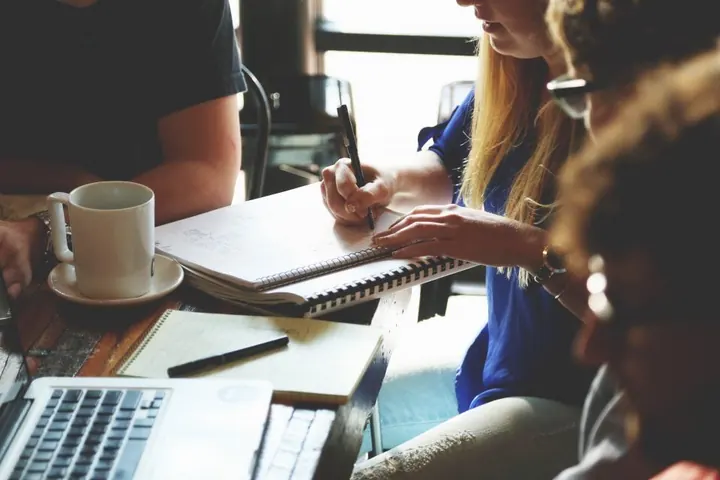 Quy trình triển khai AI Agent: 5 bước & timeline