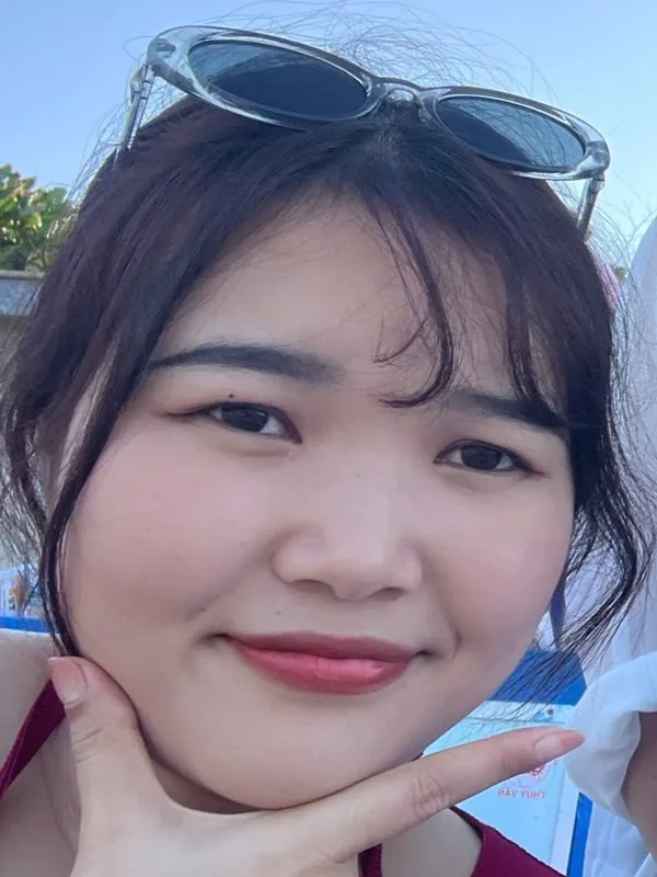 Lâm - Content Strategist & Livestream Producer tại Chạm AI Agency