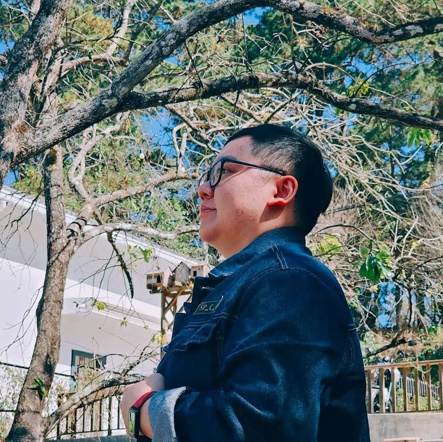 Nguyễn Long - Founder & Lead AI Strategist at Chạm AI Agency